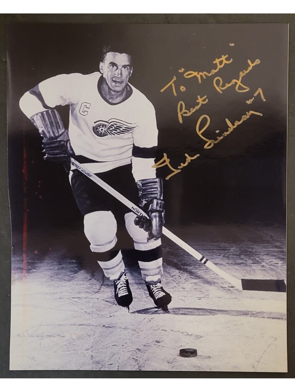 Ted Lindsay Hockey Detroit Red Wings Autographed 8"x10" Black & White Photo